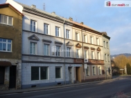 Pron�jem obchodn�ch prostor, D���n, D���n III-Star� M�sto