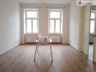 Pron�jem bytu 3+1, 93 m2, DV, Karlovy Vary, Ryb��e, ul. Sokolovsk�