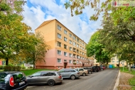 Prodej bytu 3+1, 70 m2, OV, Ostrov (okres Karlovy Vary), ul. Koll�rova