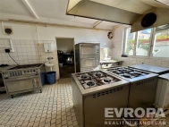 Pron�jem restaurace, Plze�, Doudlevce (okres Plze�-m�sto)