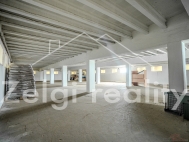 Pron�jem skladovac�ch prostor, Podiv�n (okres B�eclav)