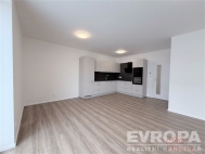 Pron�jem bytu 2+kk, 69 m2, OV, Hradec Kr�lov�, Pra�sk� P�edm�st�, ul. Bohuslava Martin�