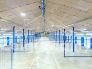 Pron�jem skladovac�ch prostor, Slu�ovice (okres Zl�n)