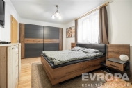 Prodej samostatn�ho RD, 213 m2, Zelene� (okres Praha-v�chod)