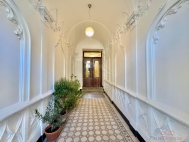 Prodej bytu 2+kk, 50 m2, OV, Praha 7, Bubene�, ul. Korunova�n�