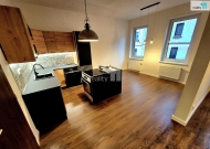 Prodej bytu 3+1, 97 m2, OV, A� (okres Cheb), ul. �doln�