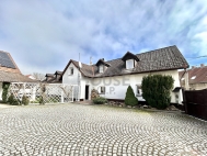 Prodej samostatného RD, 239 m2, Hýskov (okres Beroun)