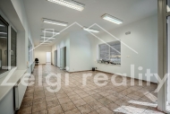 Pron�jem skladovac�ch prostor, Valtice (okres B�eclav)