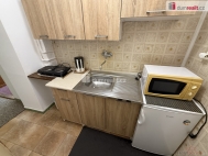 Pron�jem bytu 1+kk, 34 m2, DV, Praha 10, Stra�nice, ul. U hranic