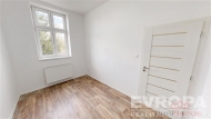 Prodej bytu 2+kk, 39 m2, OV, �irovnice (okres Pelh�imov), ul. Havl��kovo n�m�st�