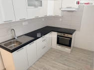 Pron�jem bytu 2+1, 53 m2, OV, B�eclav, ul. B��. Mr�t�k�