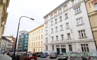 Pron�jem bytu 1+kk, 30 m2, OV, Praha 2, Nov� M�sto, ul. H�lkova