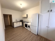 Pron�jem bytu 2+1, 75 m2, DV, Praha 10, Vr�ovice, ul. U vr�ovick�ho n�dra��