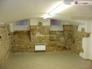 Pron�jem obchodn�ch prostor, D���n, D���n I-D���n