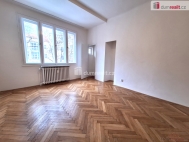 Pron�jem bytu 1+kk, 28 m2, OV, Praha 2, Vinohrady, ul. Jana Masaryka
