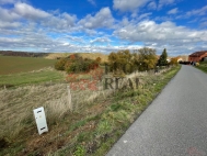 Prodej pozemku , určený k výstavbě RD, Otročiněves (okres Beroun)
