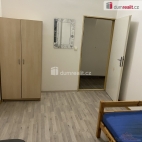 Pron�jem bytu 1+kk, 17 m2, OV, Praha 8, Kobylisy, ul. Zenklova