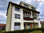 Pron�jem bytu 3+1, 79 m2, OV, Vizovice (okres Zl�n), ul. Masarykovo n�m.