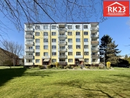 Prodej bytu 2+1, 57 m2, OV, Mari�nsk� L�zn�, ڹovice (okres Cheb), ul. Kubel�kova
