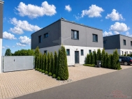 Prodej blokov�ho RD, 95 m2, Nov� Ves (okres Praha-v�chod)