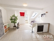 Pron�jem bytu 2+kk, 49 m2, OV, Praha 2, Nov� M�sto, ul. Lubla�sk�