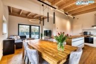 Pron�jem samostatn�ho RD, 90 m2, Ro�nov pod Radho�t�m (okres Vset�n)