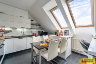 Prodej bytu 2+kk, 59 m2, OV, Hustope�e (okres B�eclav)
