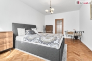 Prodej bytu 3+1, 67 m2, OV, Karlovy Vary, ul. Brig�dn�k�
