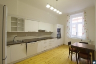 Pron�jem bytu 2+1, 64 m2, OV, Praha 7, Hole�ovice, ul. P��stavn� - exkluzivn�