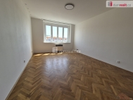 Pron�jem bytu 1+kk, 27 m2, OV, Praha 10, Vr�ovice, ul. P��poto�n�