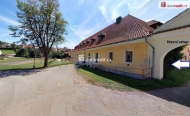 Pron�jem skladovac�ch prostor, Lou�ovice pod Blan�kem (okres Bene�ov)