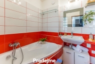 Prodej bytu 3+1, 74 m2, OV, Znojmo, P��m�tice, ul. Horn��kova