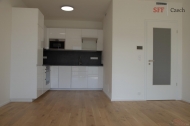 Pron�jem bytu 2+kk, 70 m2, OV, Praha 10, Stra�nice, ul. Ramonova - exkluzivn�