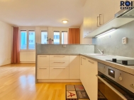 Pronájem bytu 1+kk, 37 m2, OV, Praha 4, Kunratice, ul. V Zeleném údolí