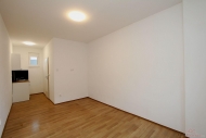 Pronájem bytu 1+kk, 0 m2, OV, Pardubice, Rosice, ul. generála Svobody