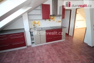 Prodej bytu 2+kk, 58 m2, OV, Horn� Slavkov (okres Sokolov), ul. Po�tovn�