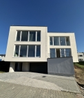 Pron�jem samostatn�ho RD, 104 m2, Kr�l�v Dv�r (okres Beroun)