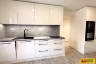 Prodej bytu 3+kk, 55 m2, OV, Dub�any (okres Hodon�n)