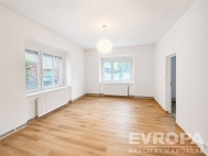 Pron�jem bytu 2+1, 56 m2, OV, Praha 4, Nusle, ul. U Jedli�kova �stavu