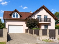 Pron�jem samostatn�ho RD, 200 m2, Pr�honice (okres Praha-z�pad)