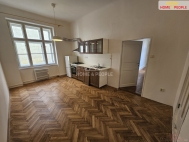 Pron�jem bytu 2+1, 62 m2, OV, Praha 1, Nov� M�sto, ul. Opatovick�