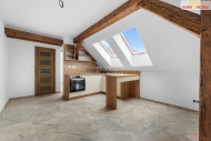 Pronájem bytu 2+kk, 30 m2, OV, Chrášťany, Bylany (okres Kolín)