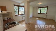 Pron�jem bytu 1+kk, 30 m2, OV, Vrchlab� (okres Trutnov), ul. �esk�ch brat��