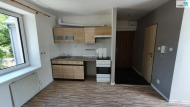 Pronájem bytu 2+kk, 64 m2, OV, Praha 9, Hrdlořezy, ul. Českobrodská