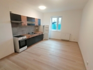 Pronájem bytu 1+kk, 27 m2, OV, Úsov (okres Šumperk), ul. Školní