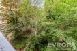 Pohled do vnitrobloku ze spole�n�ho balkonu
