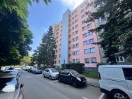 Pronájem bytu 1+kk, 28 m2, OV, , ul. Bělčická - exkluzivně