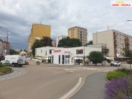 Pron�jem obchodn�ch prostor, Bene�ov