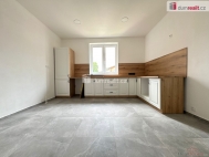 Pron�jem bytu 2+1, 72 m2, OV, Drou�kovice (okres Chomutov), ul. Rud� arm�dy
