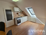 Pron�jem bytu 2+kk, 79 m2, OV, Havl��k�v Brod, ul. Beckovsk�ho